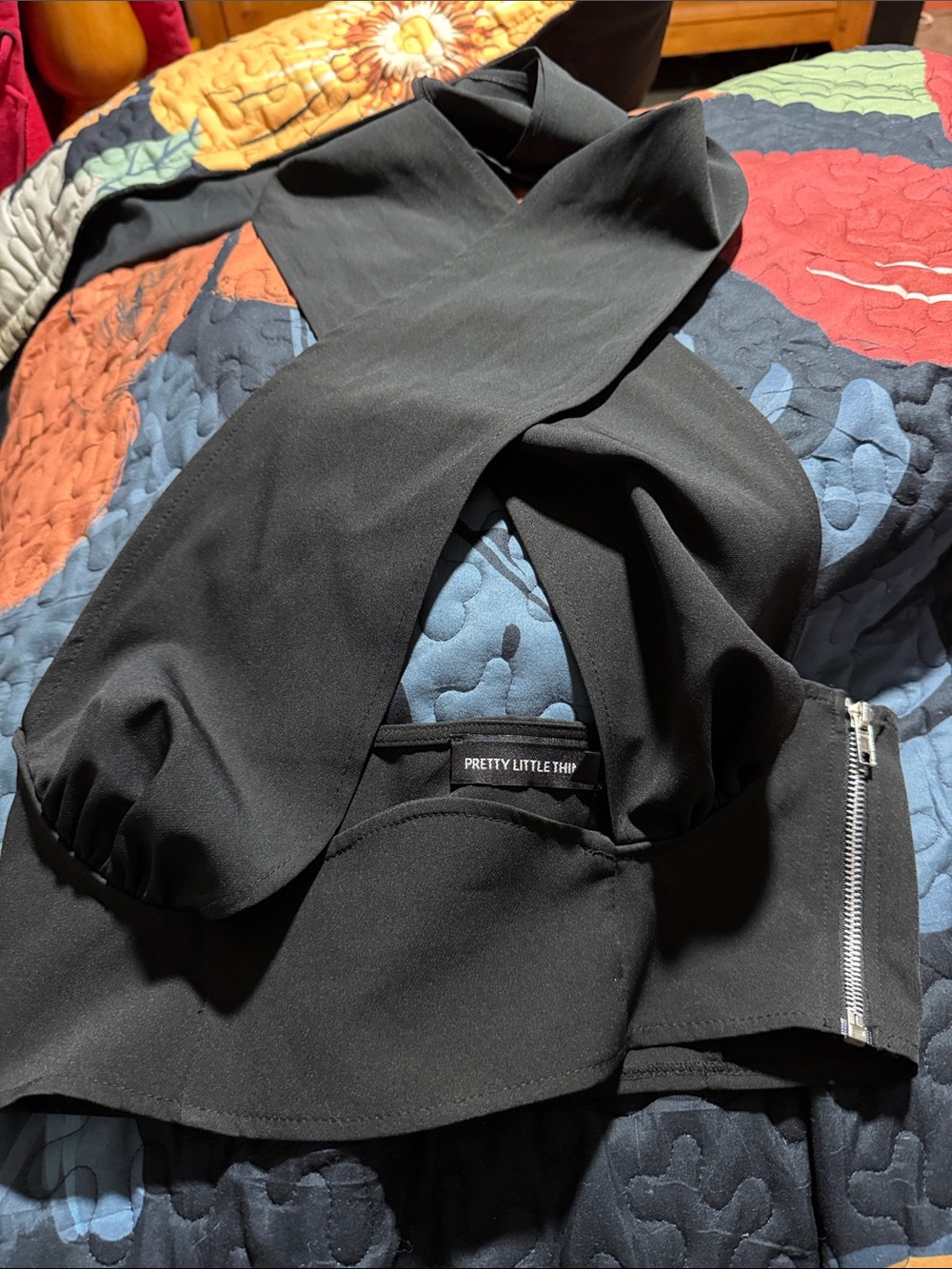 Black Pretty Little Thing top size 4